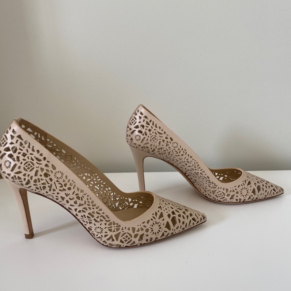 DEE KELLER Nude Carly Leather Lasercut Pumps - Picture 5 of 12